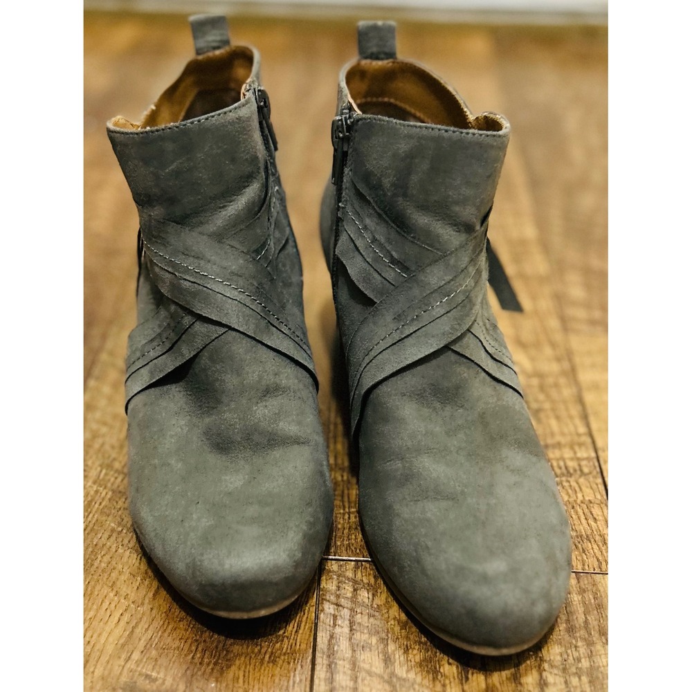 Dolce Vida Women's Gray Suede Wedge Ankle Boots Side Zip Fashion Booties 8.5